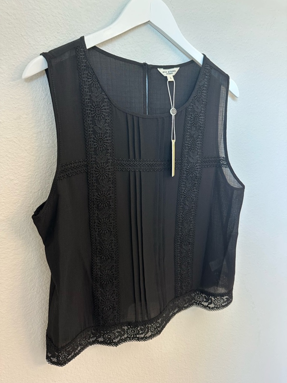 New! MAX STUDIO Pintucked Floral Lace Sheer Tank - Picture 8 of 16